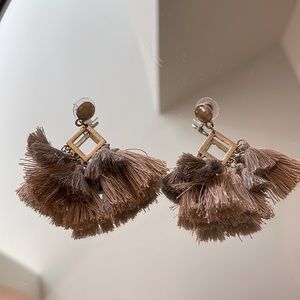 Taupe fringe earrings